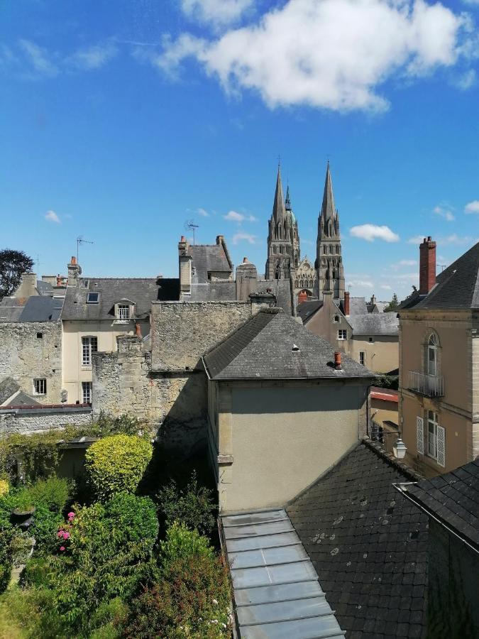Appartement dans belle demeure ancienne B&B centre de Bayeux vue cathédrale proche plages du débarquement Exterior foto